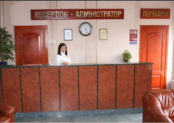 Hotel Zhovtnevyi Vínnytsia Exterior foto